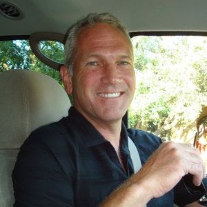 Meet your Posher, Johnny J